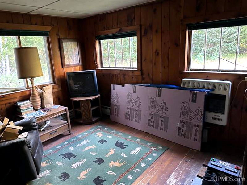 Three Lakes Trading Post - Real Estate Photo